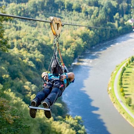 La Roche Du Roy Apartment Rocroi ภายนอก รูปภาพ