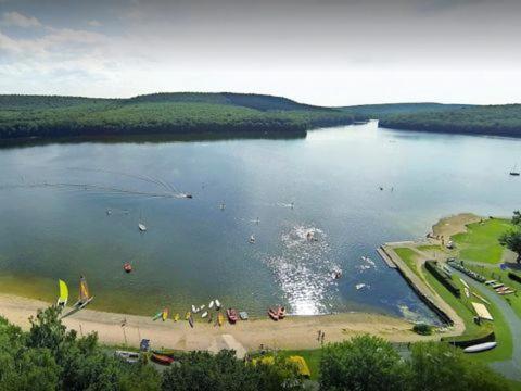 La Roche Du Roy Apartment Rocroi ภายนอก รูปภาพ